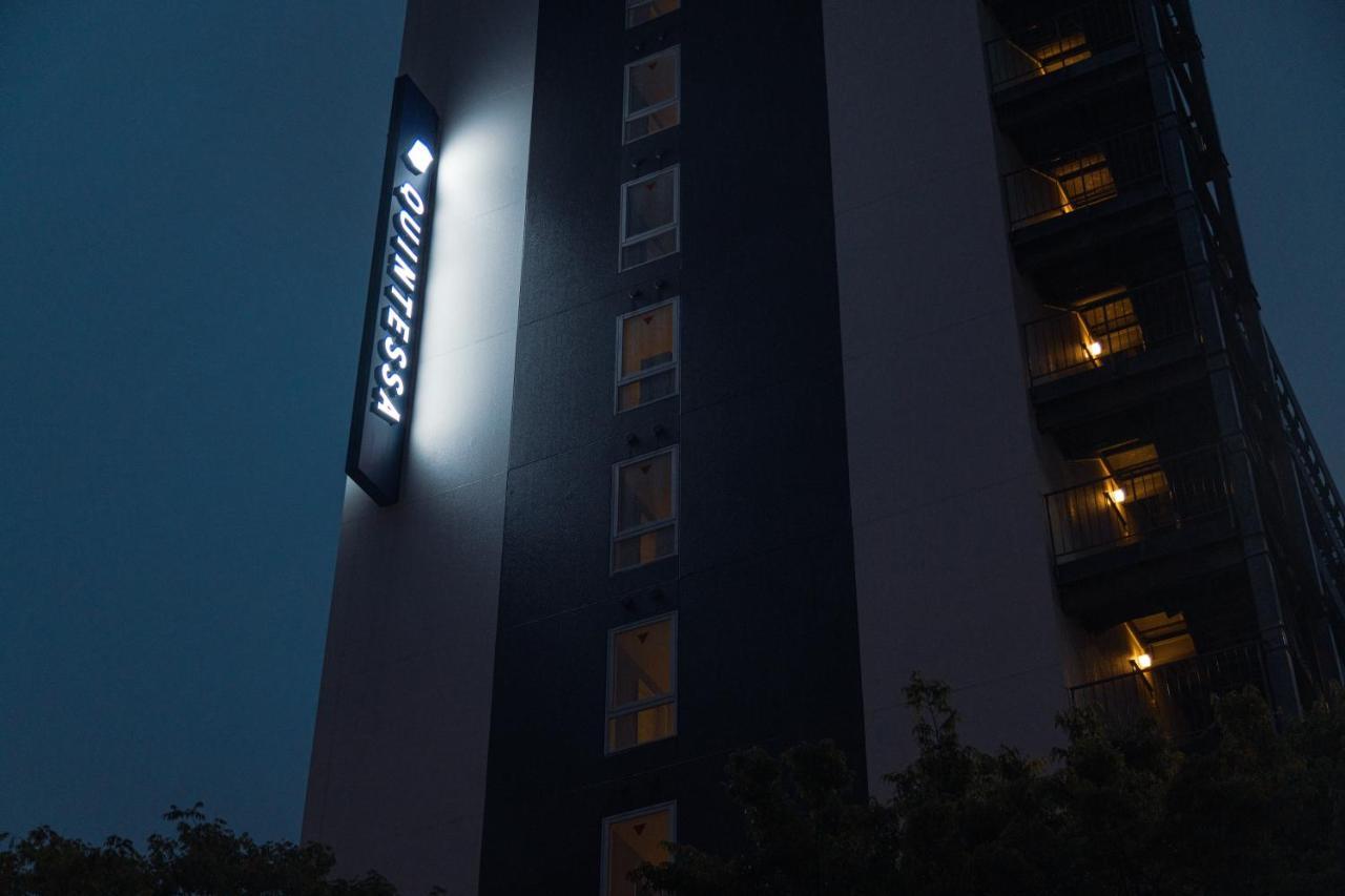 Quintessa Hotel Kokura Comic & Books Kitakyushu Exterior foto